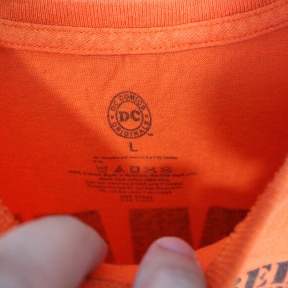 DC Comics Suicide Squad Belle-Rev Inmate Tee Large - Picture 4 of 6